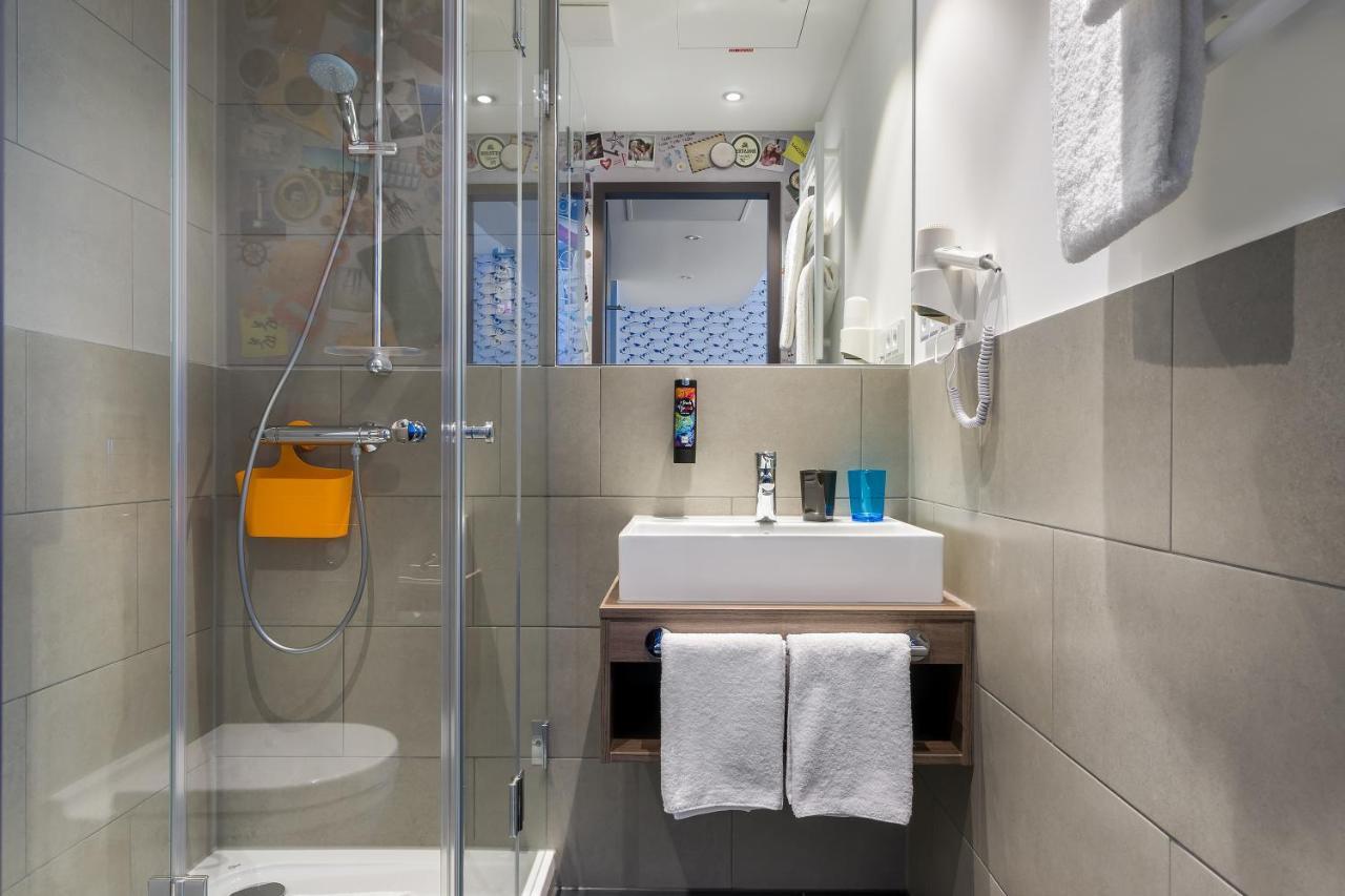 Hotel - The Niu, Welly By Ihg 3*