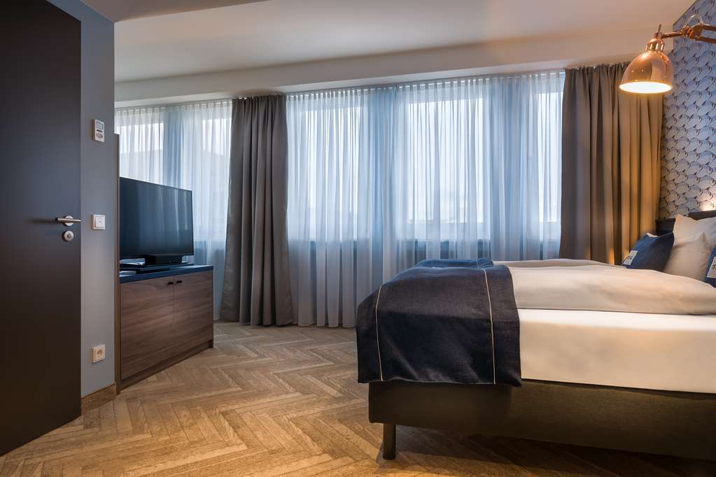 - The Niu, Welly By Ihg